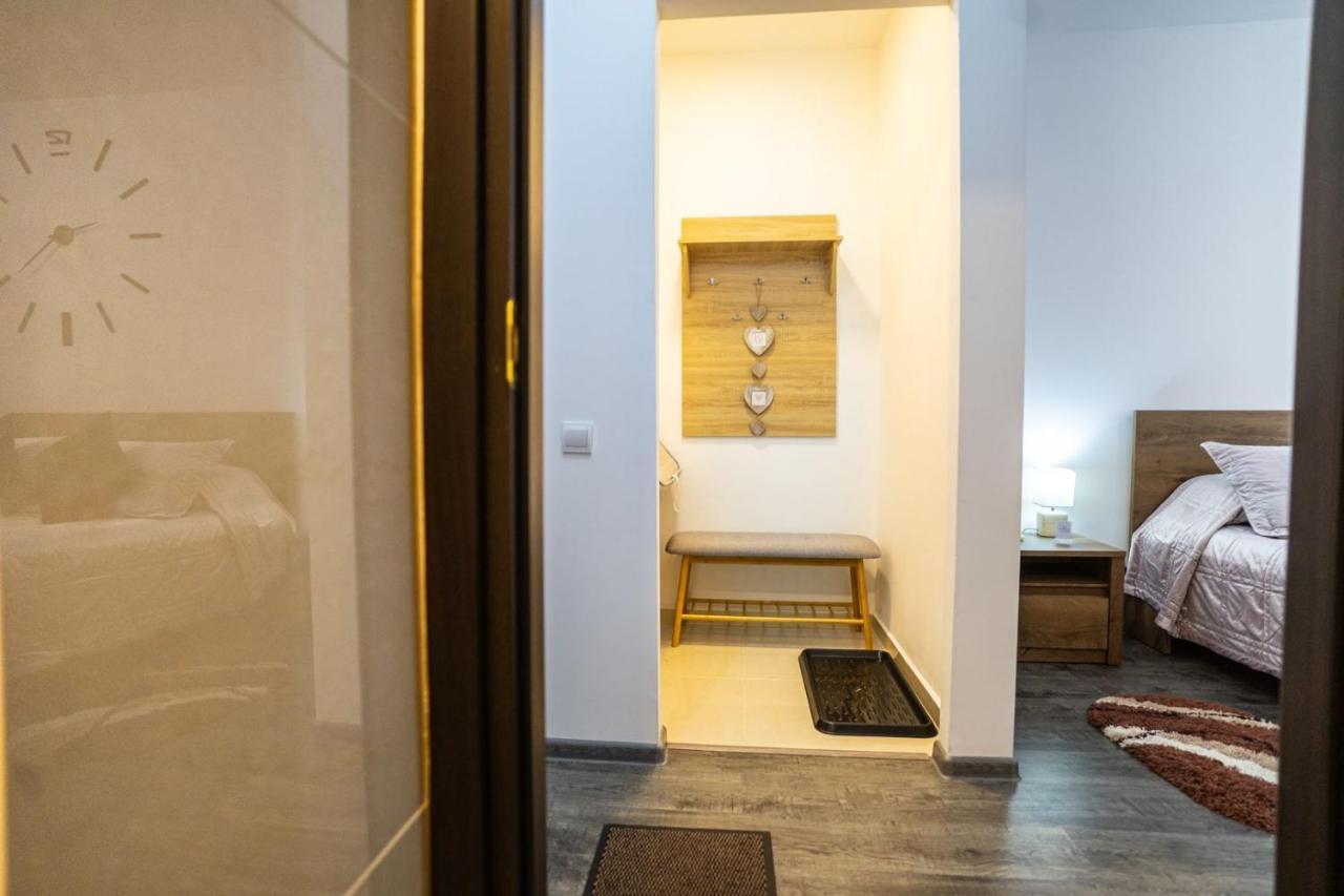 Seasons Primab Studio Μπρασόβ Εξωτερικό φωτογραφία